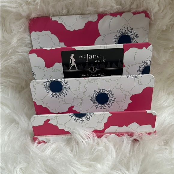 Pink and White Floral Decor Accent - Picture 1 of 4